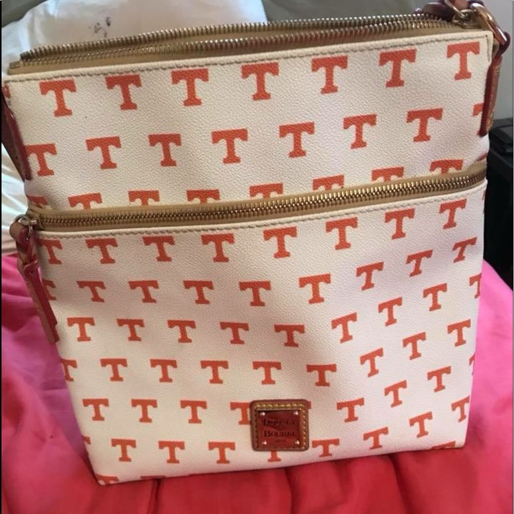 Dooney and Burke Limited Tennessee purse - Picture 1 of 4